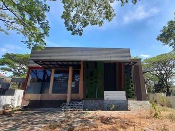Rumah Disewakan Bukit Telaga Golf Surabaya KT