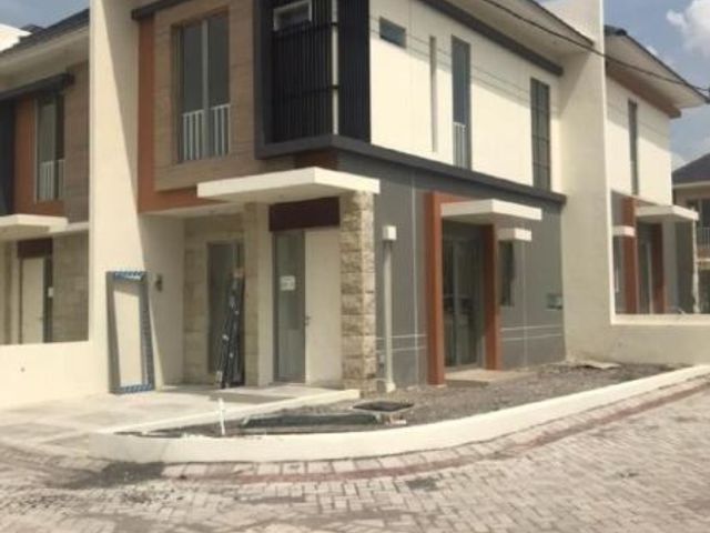 Rumah GREENLAND Garbera Raya Menganti