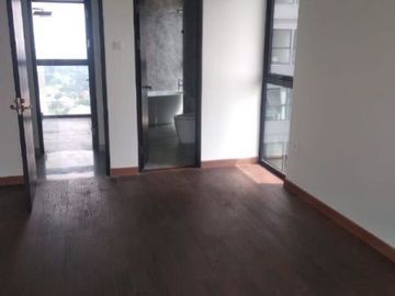 Apartemen Graha Golf Tower Arion, Hadap Utara
