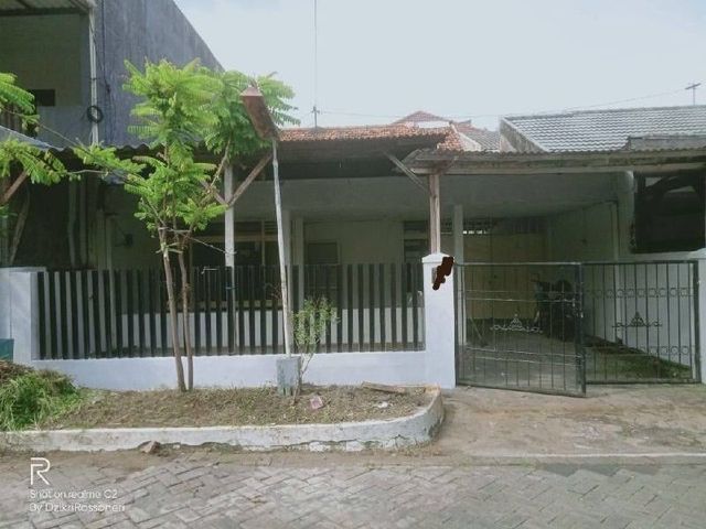 Rumah 1 Lt Rungkut Mejoyo Lokasi dkt kampus UBAYA Umsse