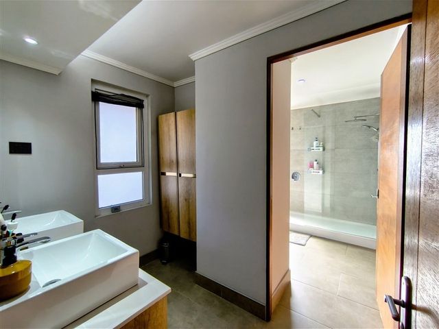 place photo 47