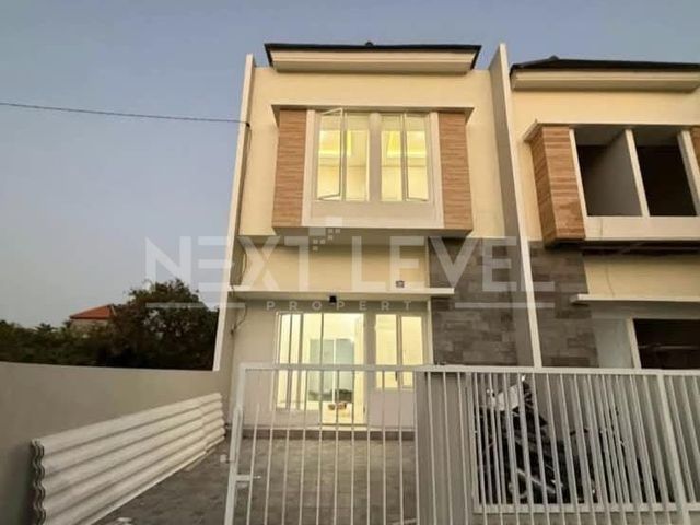 Dijual rumah baru di pondok maritim Kebraon Surabaya