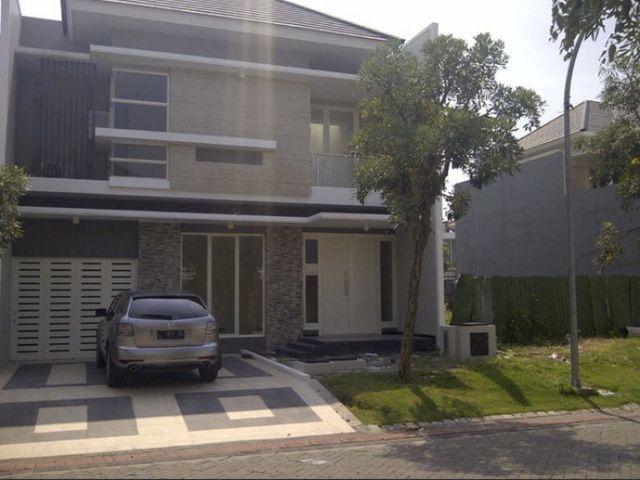 Rumah new elit di Palm Beach Pakuwon City sby