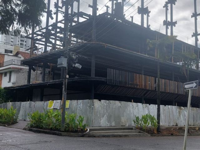 edificio en venta en pinares. Cod V21201