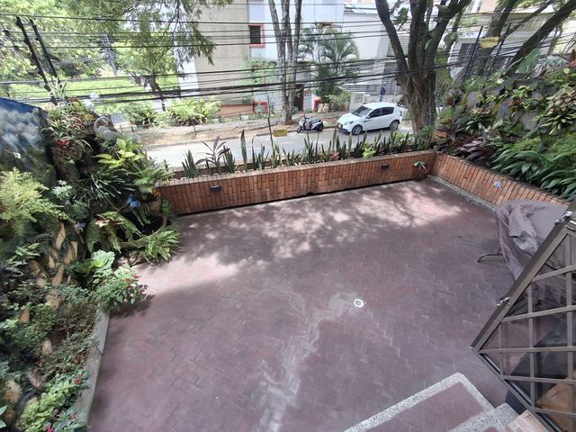 place photo 23