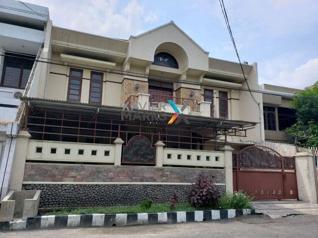 Rumah Manyar Kertoarjo Lokasi Baguss Strategiss !