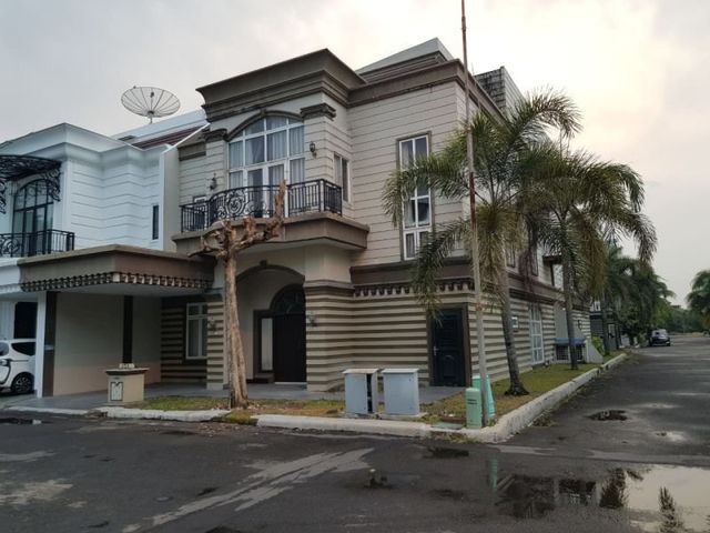 Villa Hook Komplek Citra Garden Cluster Rich Mansion