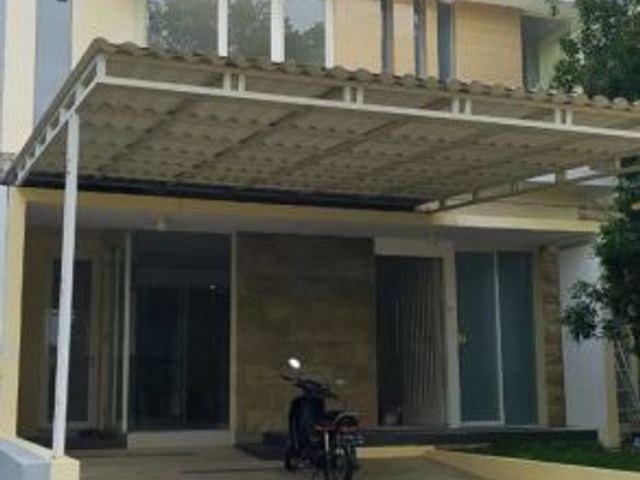Rumah Cluster Alam Hijau Hadap Utara Kondisi kosongan,ada Ac 4 umsse