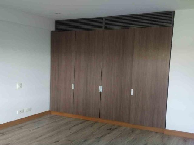 place photo 56