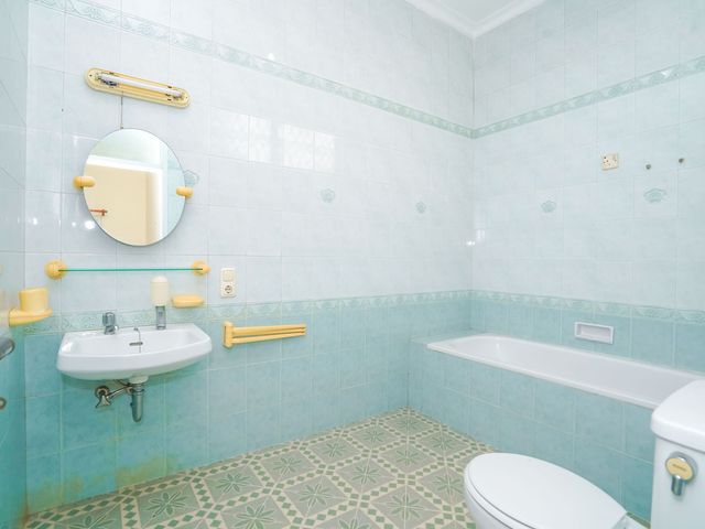 place photo 48