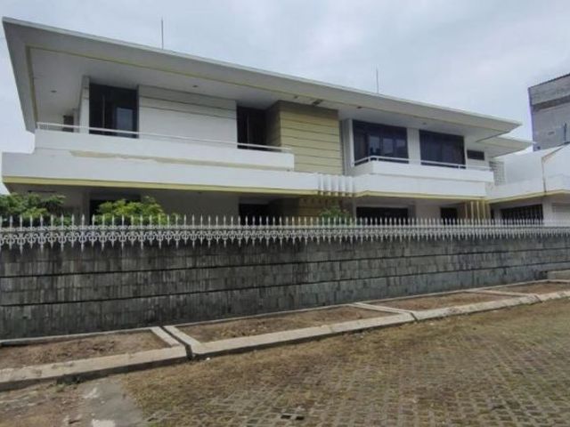 Rumah Di Kertajaya Indah, Hook, Strategis