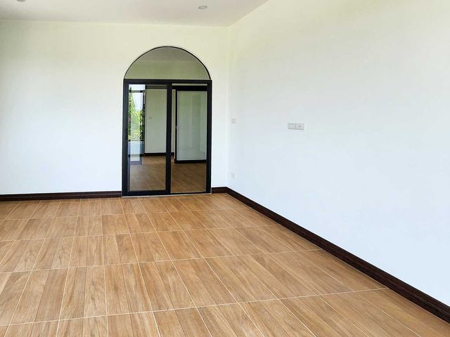 place photo 48