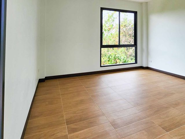 place photo 52