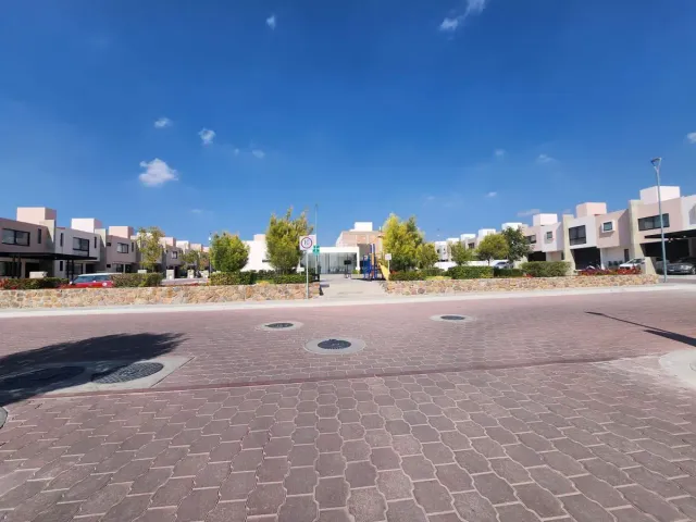 place photo 30