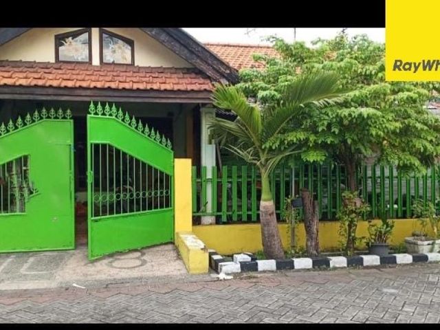 Dijual Rumah SHM di Jalan Ikan Lumba-Lumba, Perak, Surabaya