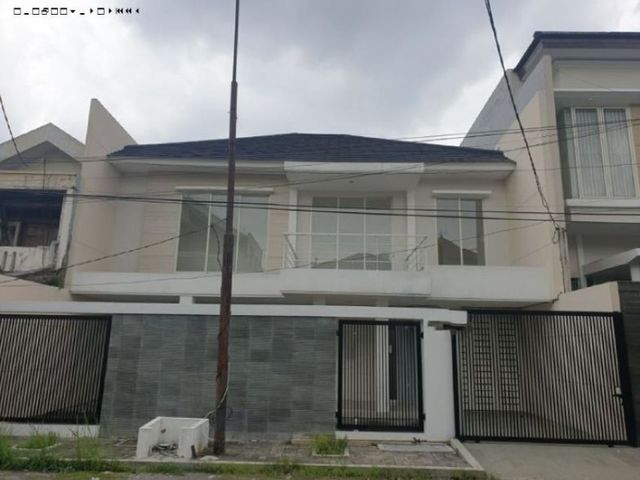 Rumah di Manyar Kertoadi, NEW GRESS MINIMALIS, BAGUS ISTIMEWA