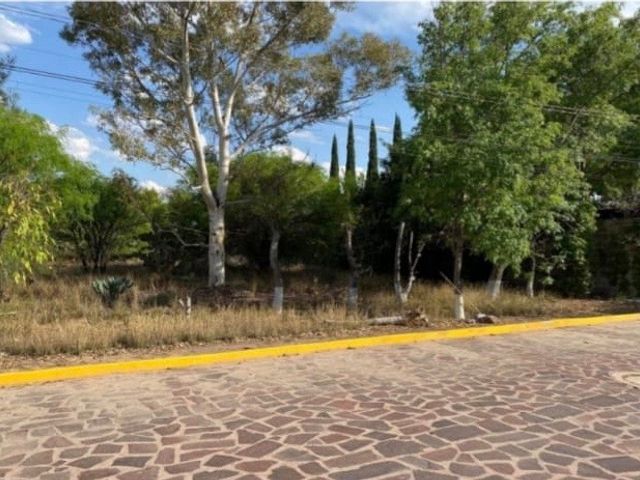 VENDO TERRENO EN LA FLORIDA RESIDENCIAL, PRIVADA,  EXCELENTE UBICACION!!