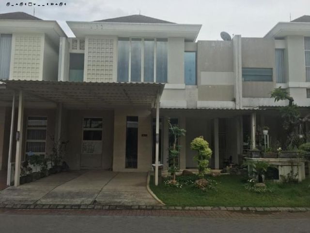 Rumah Long Beach - Pakuwon City Semi Furnish, PLN 4400 watt