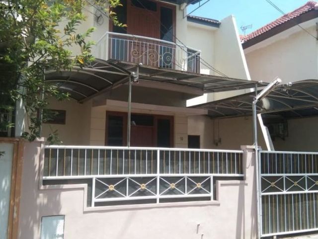 Rumah Lebak Indah Mas, Strategis, Row 2 Mobil