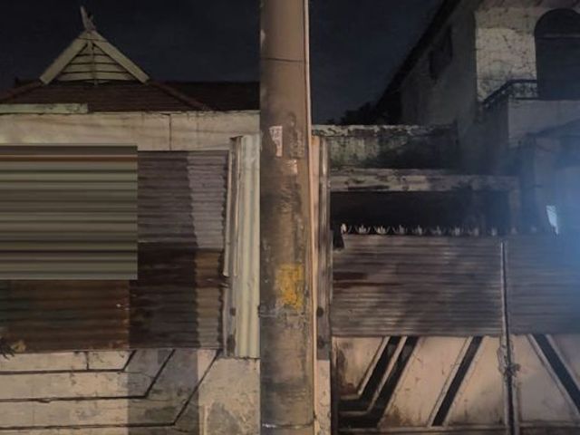Dijual Rumah Lama di Perak Timur Surabaya Utara