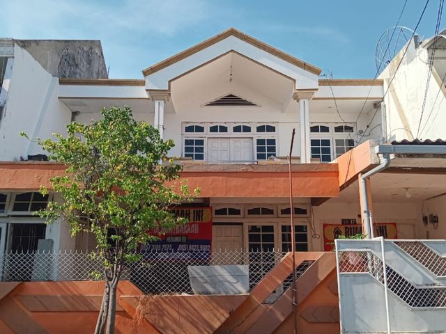 SEWA RUMAH MANYAR INDAH