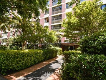 place photo 25