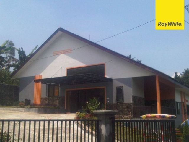 DIJUAL VILLA DAERAH PRIGEN PASURUAN