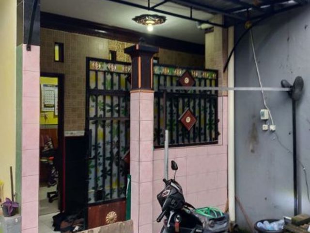 Jual rumah murah pol surabaya barat