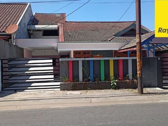 Dijual & Disewakan Rumah SHM Di Jl. Raya Rungkut Asri Tengah , SBY