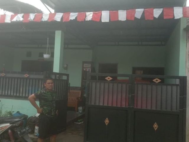 RUMAH DI PUSKOPAD SONG SONG SINGOSaRI
