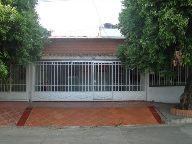 casa en venta en quinta bosch. Cod V100139