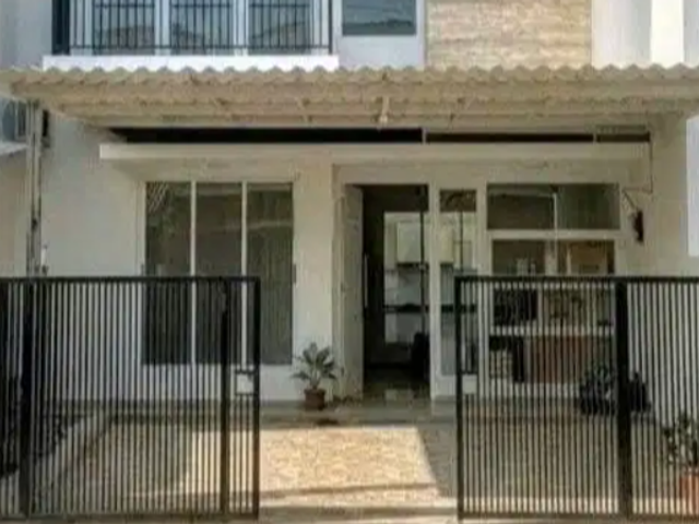 Rumah Pakuwon City Griya Asri Minimalis Baru Siap Huni
