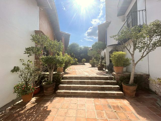 place photo 13