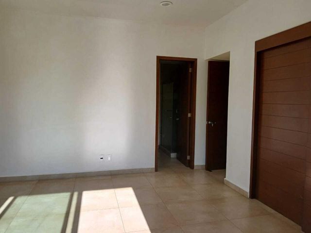 place photo 48