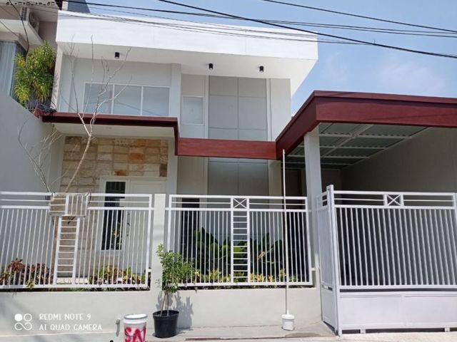 Rumah Baru di Babatan Pantai, Furnished, Hadap timur
