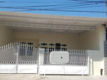 Rumah Nirwana Executive, Strategis, Siap Huni