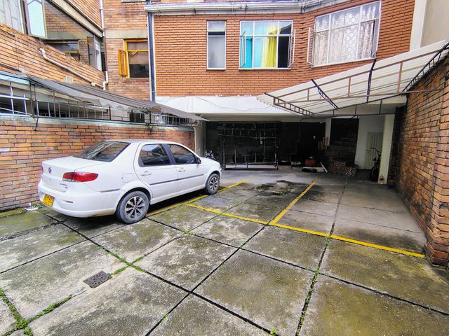 place photo 11