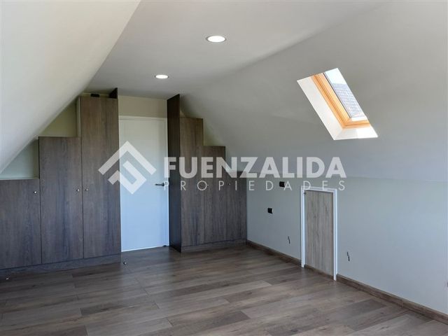 place photo 52