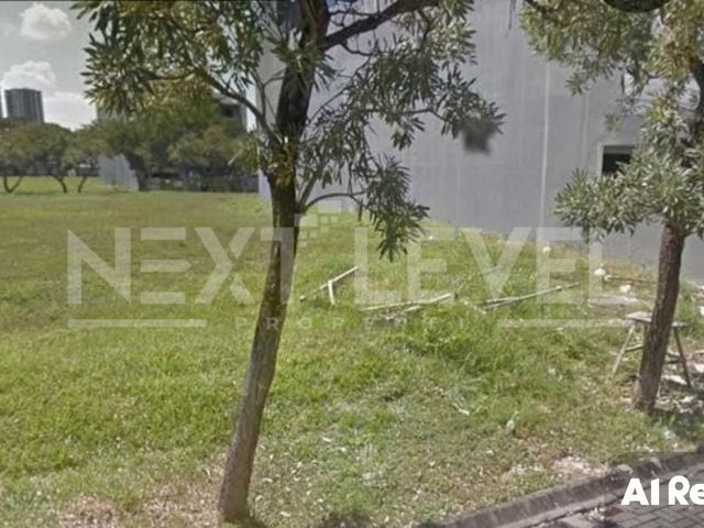 Dijual Tanah Kavling Pakuwon Indah Cluster Granada Strategis Siap Pakai