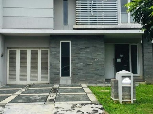 Dijual Rumah di Suvarna Padi 2,5M Nego di Suvarna Sutera