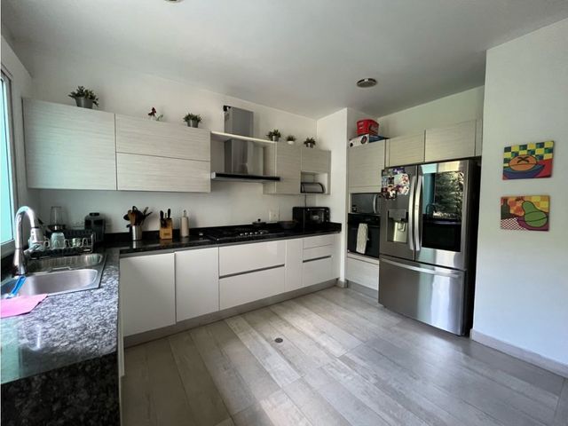 place photo 48