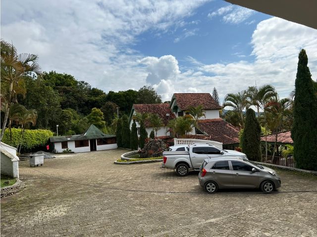 place photo 52