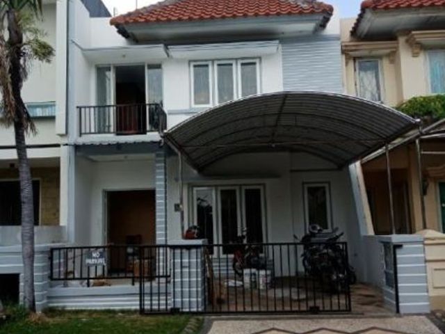 Rumah di Taman Mutiara , Murah Semi Furnished , Strategis