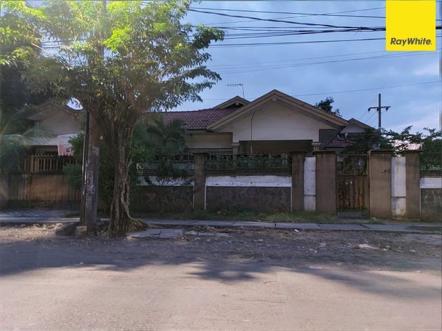 Dijual Rumah Lokasi di Jl. Tanjung Sadari, Perak Surabaya