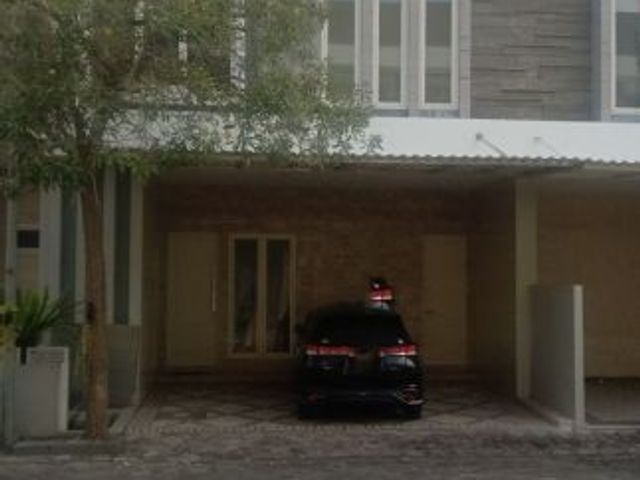RUMAH CAHAYA DHARMA REGENCY DEKAT UNAIR