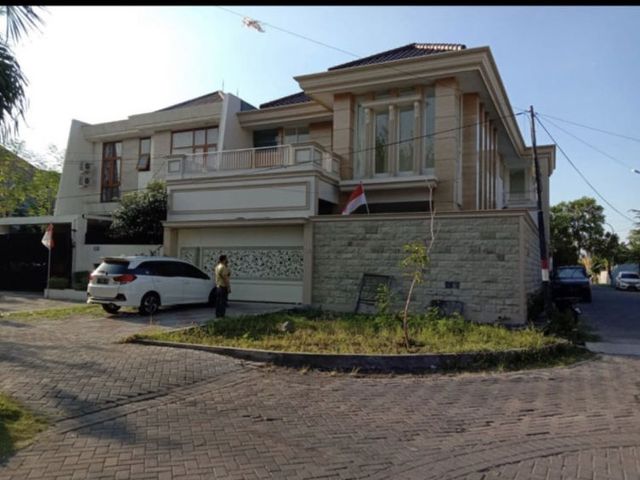 Dijual Rumah mewah elegan di sidosermo surabaya