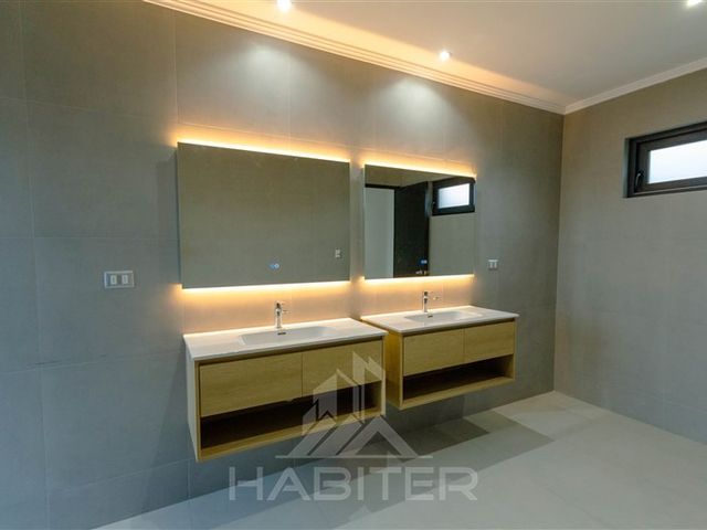 place photo 60
