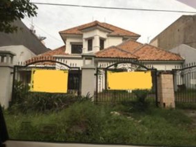 Disewakan Rumah di Jl.Dharmahusada Surabaya