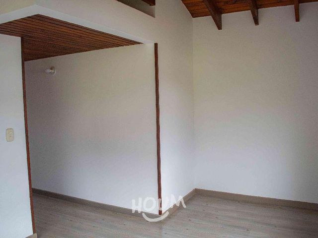 place photo 62