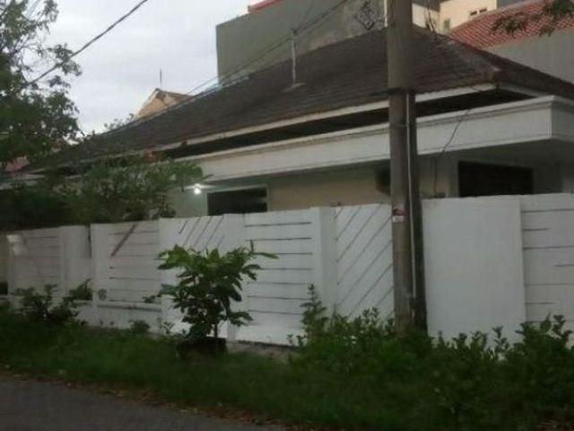 Rumah ngagel tama jalan lebar Pln 2200